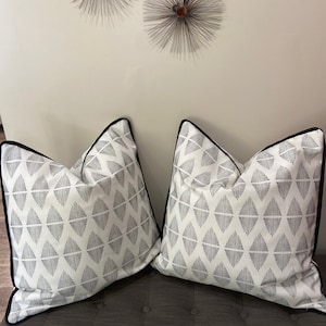 Black and White Print Throw Pillow with Black Trim - 20&quot; x 20&quot;