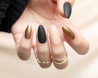 Night at the Opera, Nail Set