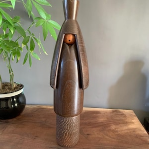 15 in Vintage Kreative Kokeshi Japanische große hölzerne Sammlerpuppe Von SHOUZAN SHIDO 尚山 (1932-1995) Einzigartiges Innengeschenk