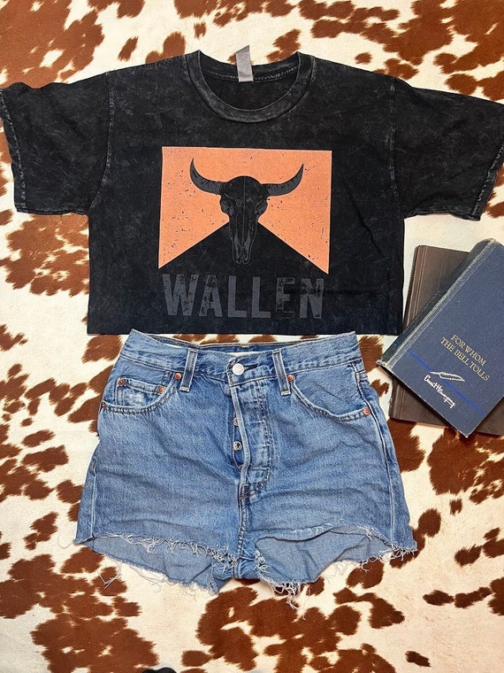 Jersey bulls  Fashion, Music festival outfits, Festival outfit