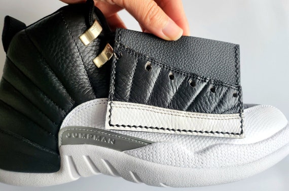 Cartera titular de tarjeta inspirado en zapatillas Nike Air Jordan 12 Retro Playoffs hecho a mano Etsy Espana