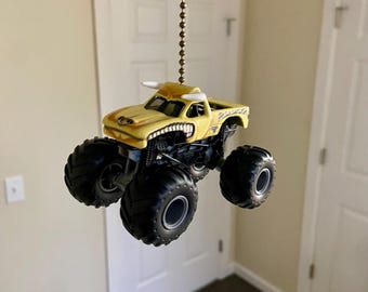 Bulldozer, Fan Pull, Light Chain Pull, Monster Truck