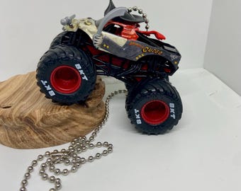 Pirate’s Curse, Fan Pull, Light Chain Pull, Monster Truck