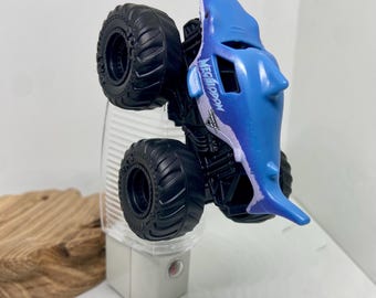 Monster Truck Night Light, Megalodon, Nightlight