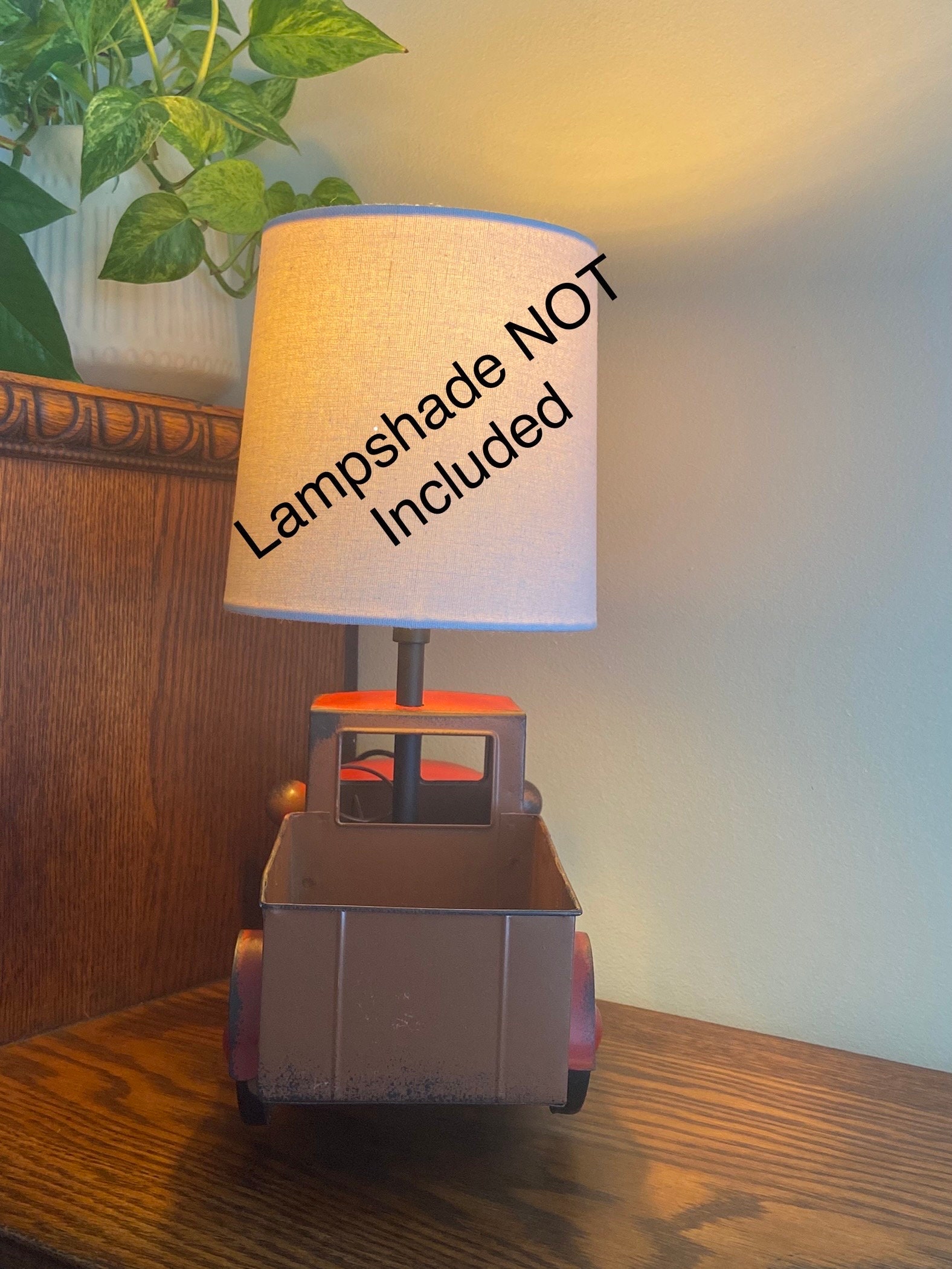Vintage truck lamp deals
