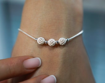 925 Sterling Silver bracelet, Women's bracelet, Dainty bracelet, Gift for her, Birthday gift, Gift for friend, Charm bracelet, Unique charms