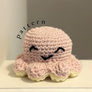 CROCHET PATTERN: Reversible Mood Octopus