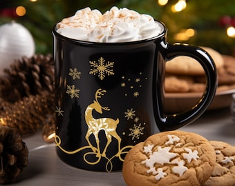 Elegante kerstmok, aangepaste kerstmok, chique hertensneeuwvlokmok, familienaambeker, gepersonaliseerd cadeau, bruidscadeau, kerstcadeau