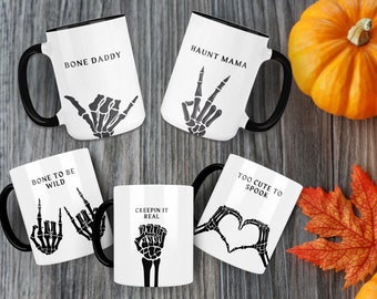 Juego de tazas familiares de Halloween a juego: Bone Daddy, Haunt Mama, Creepin It Real, taza de esqueleto, taza familiar de Halloween, tazas para hermanos, góticas