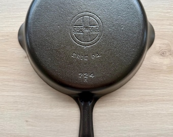 Griswold No. 5 Small Block Grooved Handle Cast Iron Skillet 724K.