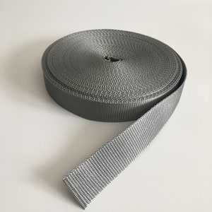 Heavy Duty Polypropylene Webbing &quot; Grey&quot; 3cm ( 1,18&quot;) 10/15/25 metres.