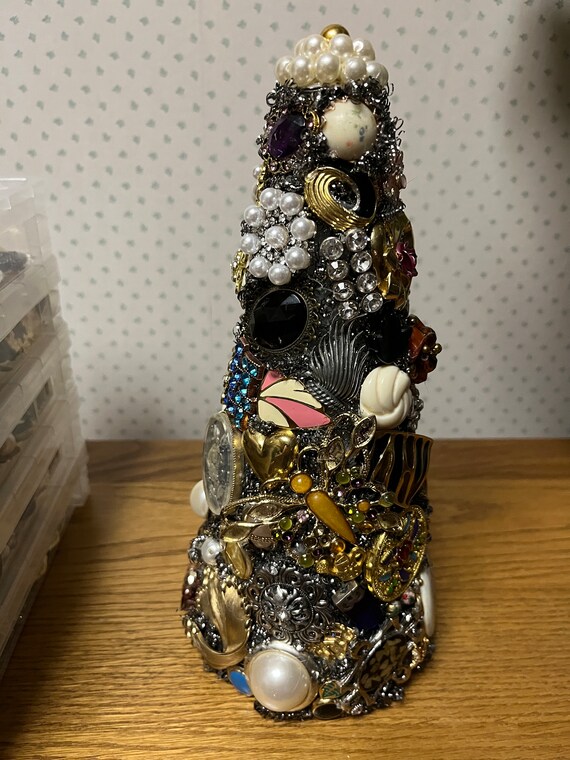Jewelry christmas deals tree cone