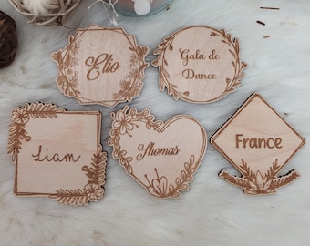 Wooden wedding magnet - Personalized place marker - Wooden place marker magnet - Wedding guest gift magnet - Guest gift