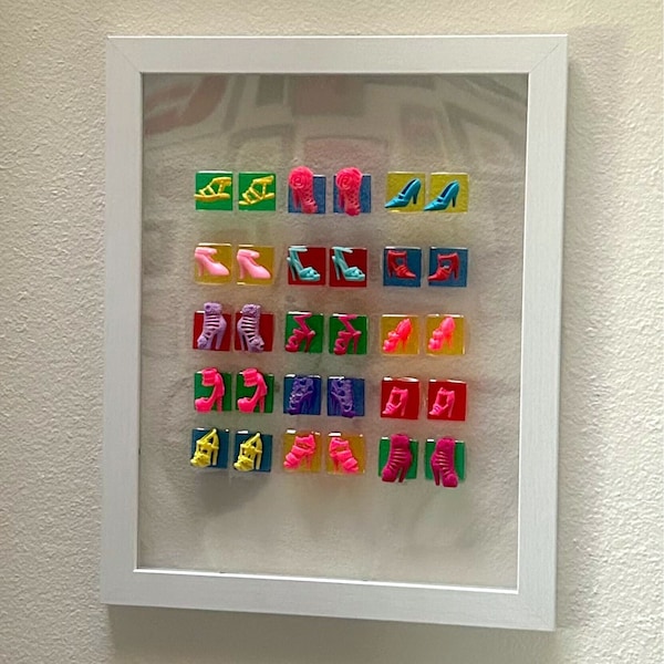 3D Barbie Shoe Modern Framed Art (2)