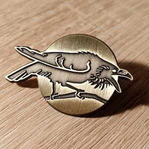 Moonlit Raven, Metal Pin