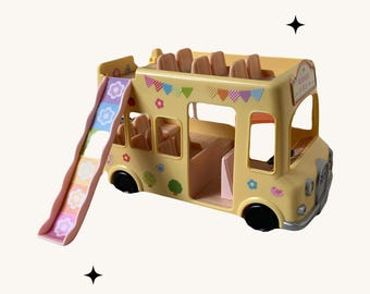 Sylvanian Families Calico Critters skolbuss