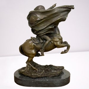 Napoleon Crossing the Alps bronze sculpture Napoleon Bonaparte on horseback bronze statue bronze beauty