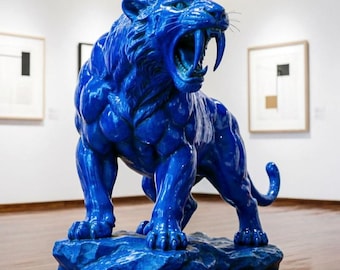 Riesenzahntiger, Blaue Machairodus-Skulptur, Nachbildung einer prähistorischen Tierstatue