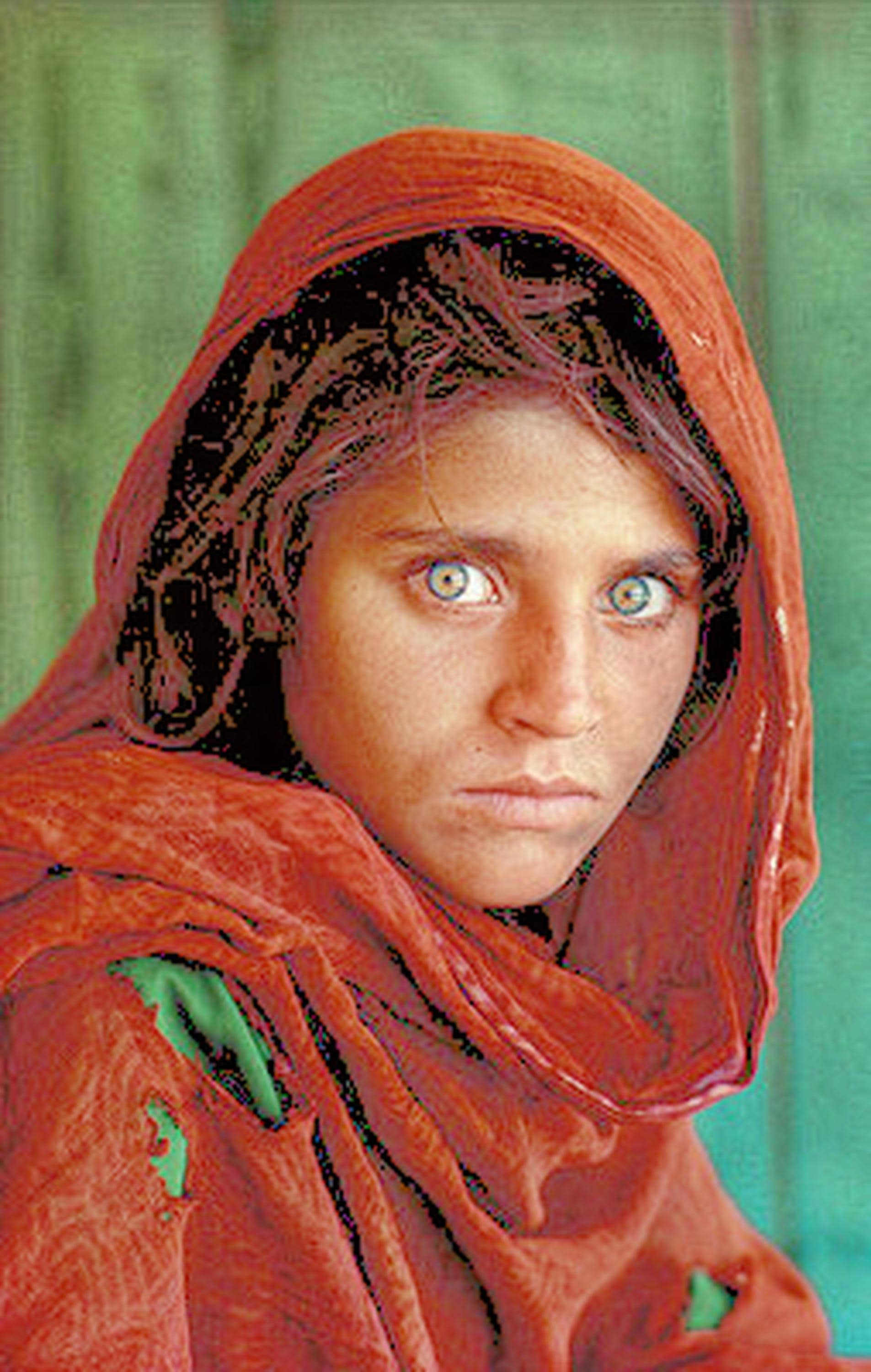 緑の目をしたアフガニスタンの少女 シャルバト・グラ 戦争油絵複製