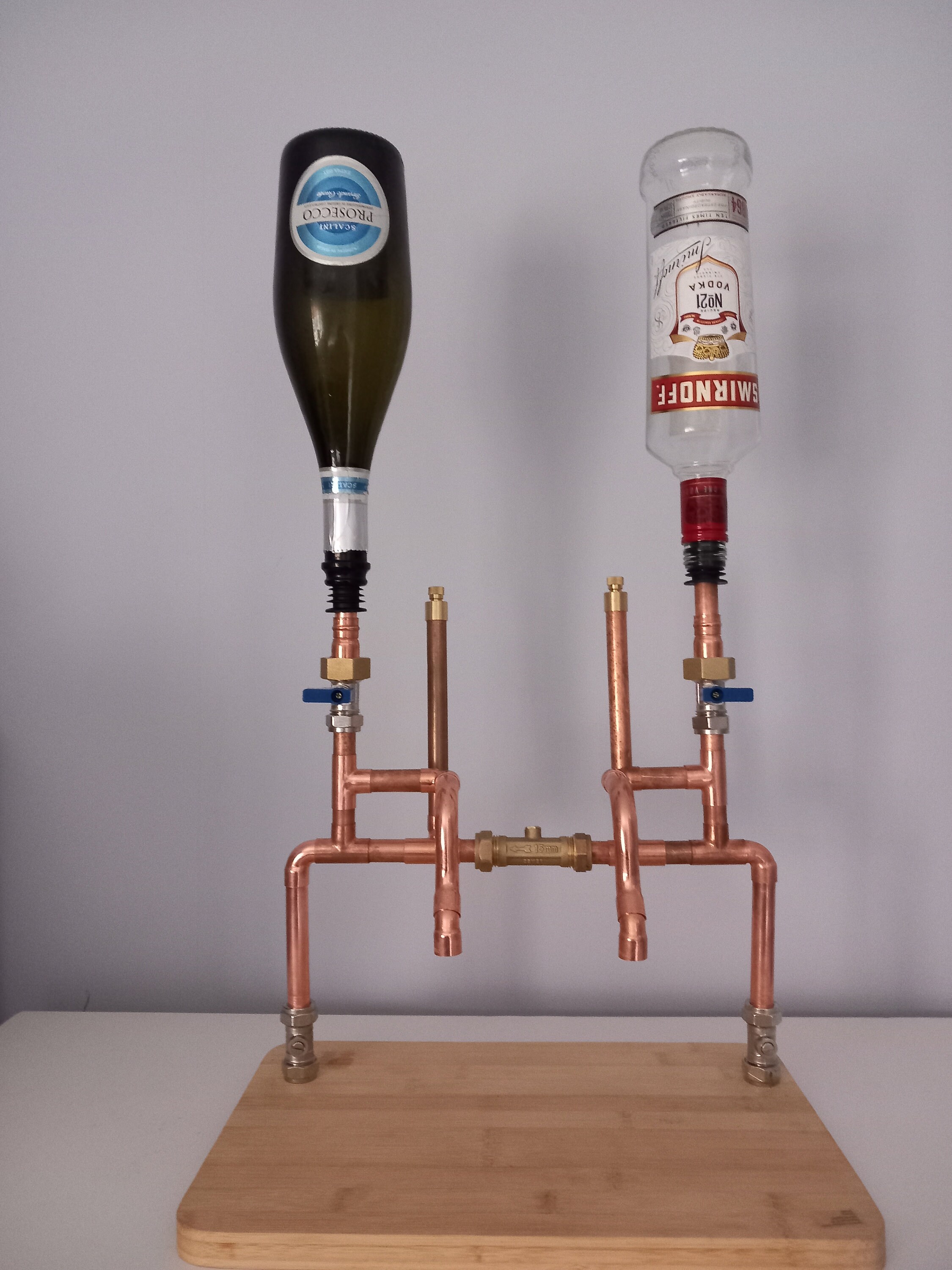 Alcohol dispenser stand -  Österreich