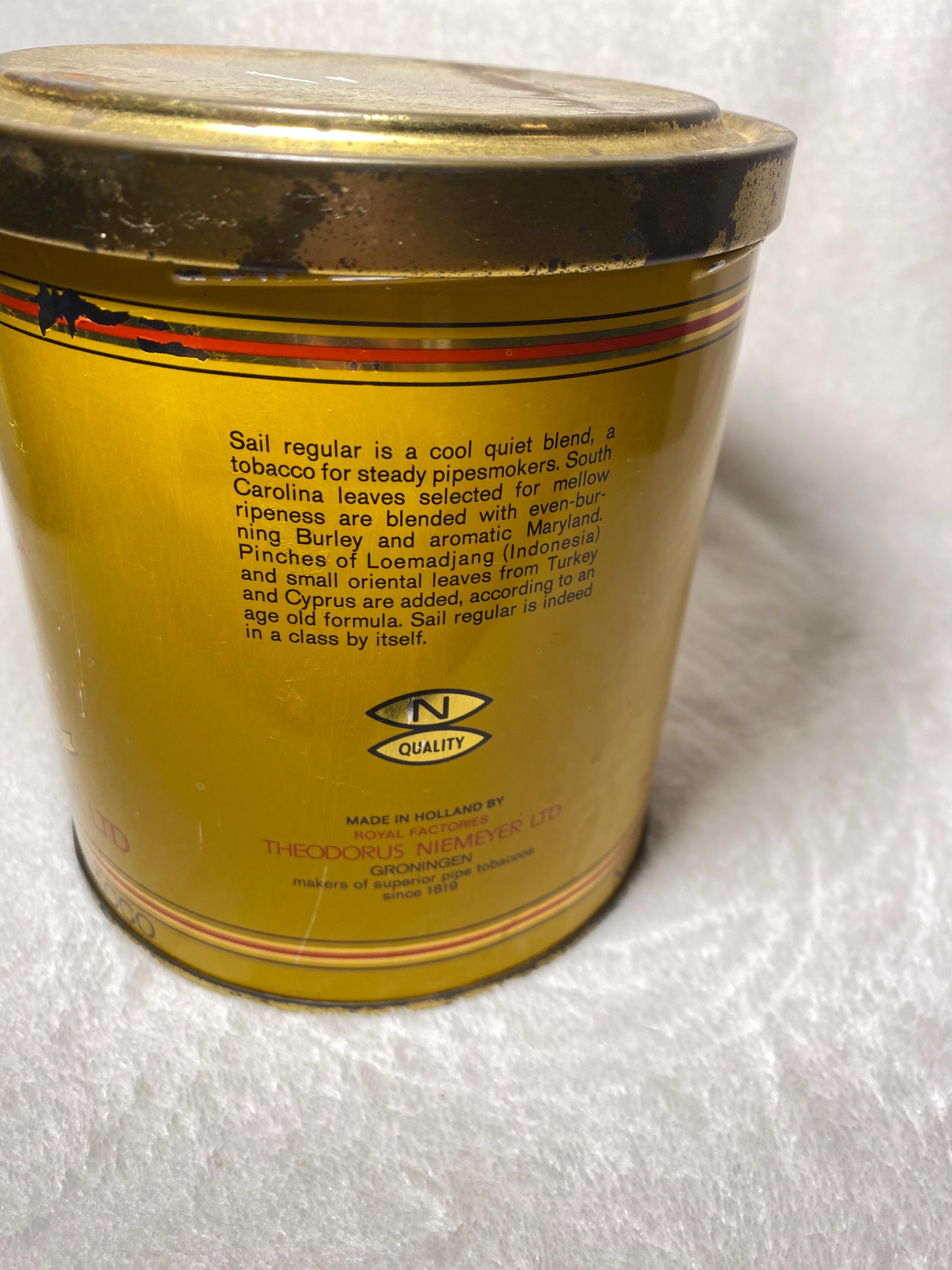Vintage Sail Tobacco Tin – Retro Decor