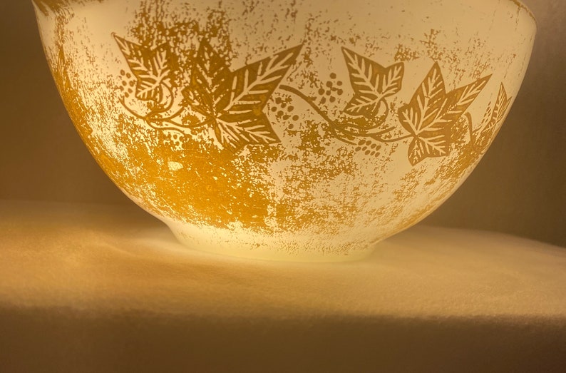 Vintage Pyrex Sandalwood Ivy Mixing Bowl - Etsy