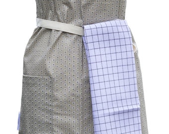 Kristo Sable apron 100% coated cotton, with drawstring, sold with towel