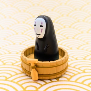 スタジオジブリ 千と千尋の神隠し 顔なしカオナシ 正規品フィギュア