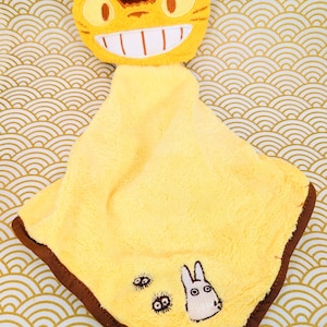 Authentic Studio Ghibli Catbus Face Towel – Hangable Totoro Microfiber Washcloth – Japan Import Kawaii Gift