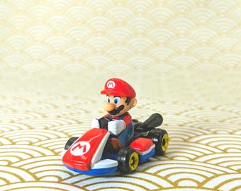 Coche de metal fundido de Mario Kart 8 – Dream Tomica Nintendo Collectible