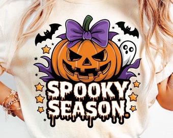 Imagen PNG de temporada espeluznante, camiseta de Halloween con lazo de calabaza, fantasma y murciélagos para sublimación, descarga digital