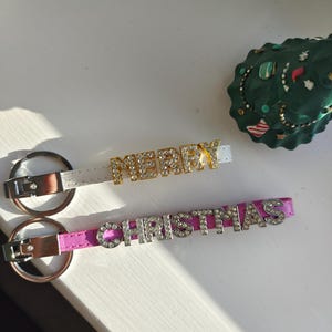 Llavero personalizado especial con nombre personalizado, llavero con letras de diamantes de imitación brillantes, joyería de cumpleaños, Navidad, novia, PALABRA CLAVE, número, mamá