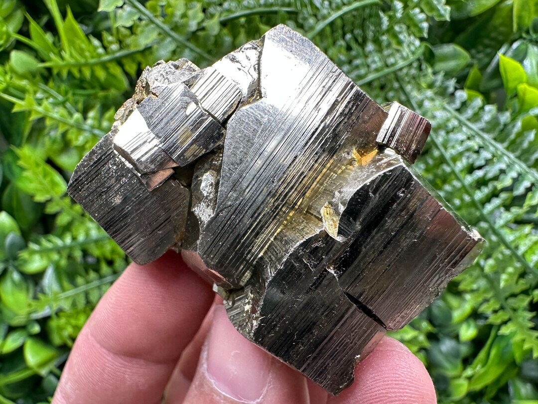 Lovely Pieces 100% Natural Shiny Pyrite,false Gold, Floating Pyrite ...