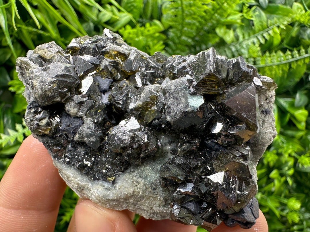 Stunning Sphalerite GEM Cleiopfane Rare Transparent Green Colour ...