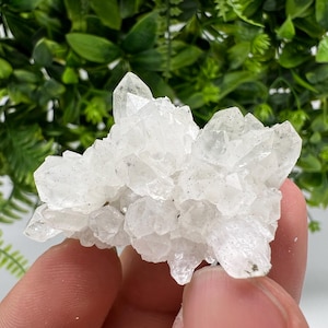 Transparent Quartz whit Rainbow Pyrite Djurcovo Laki Bulgaria natural minerals souvenir crystal stone gift minerals collection rock