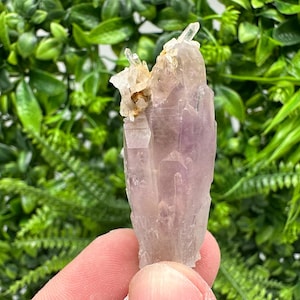 Wonderful Amethyst Phantom whit Cérusite, natural minerals souvenir crystal,collectors specimen,rare crystal,rare Amerhyst,gift,souvenir
