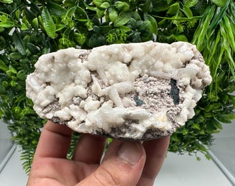 母岩上の五角形石 - 希少鉱物 - インドの鉱物 - 鉱物 - 結晶 - Etsy 日本