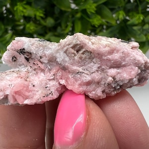 Beautiful Rhodochrosite on Quartz,pink minerals,Starnica Mine,Davidcovo,Bulgaria natural minerals,collection crystal,gift home decor,collec