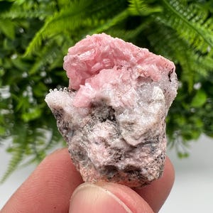 Beautiful Rhodochrosite on Quartz,pink minerals,Starnica Mine,Davidcovo,Bulgaria natural minerals,collection crystal,gift home decor,collec
