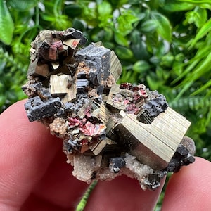 Wonderful Pyrite on Quartz whit Sphalerite natural minerals souvenir Crystal home decor stone collection minerals Borieva mine Bulgaria