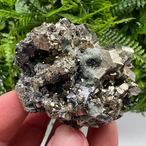 Wonderful Pyrite on Quartz whit Sphalerite natural minerals souvenir Crystal home decor stone collection minerals Borieva mine Bulgaria