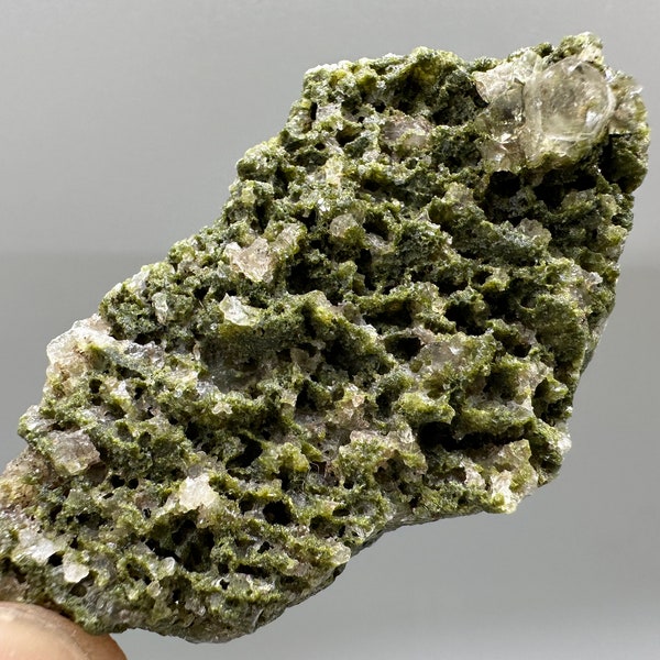 RARE, Green Epidote with Quartz Crystals - Extremely Sparkly with Rainbows,souvenirs collection stone,gift,decor, Eastern Anatolian, Turkey
