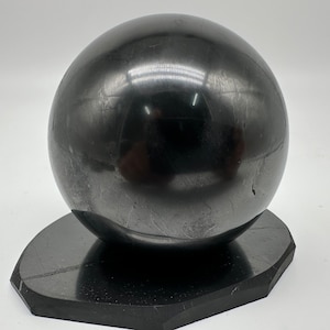 Shungite Sphere 8cm.Shungite Crystal Sphere,Healing Crystal,Highly Energetic Metaphysical,EMF Protection,Polished Sphere,5G Protection