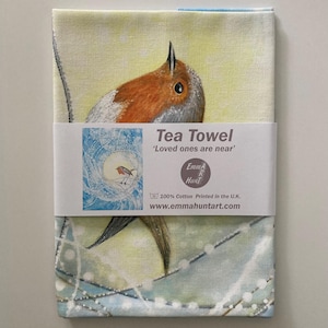 Robin tea towel, Christmas tea towel, cotton tea towel, illustrated art tea towel, kitchenware accessory, dishcloth, original Christmas gift