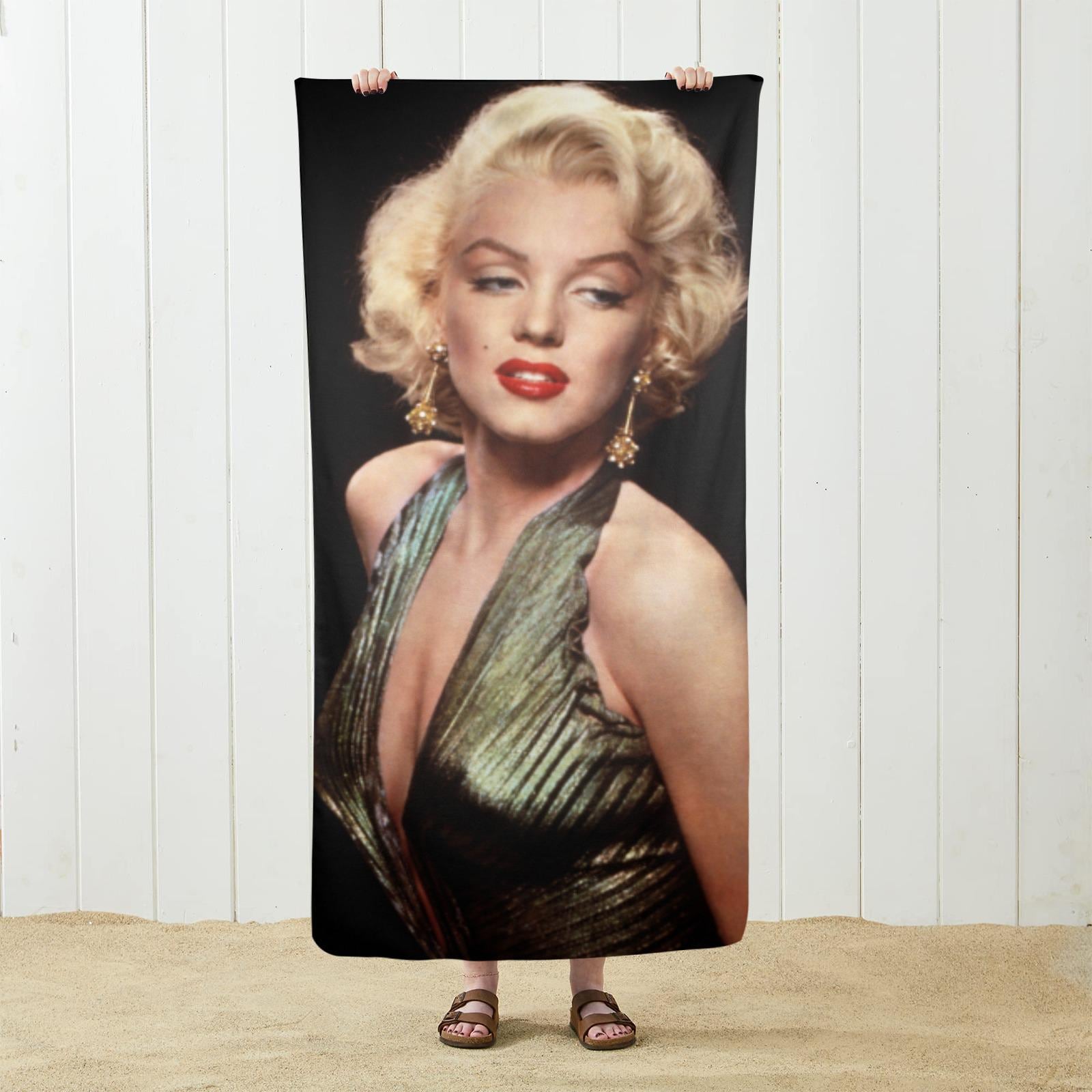 Stampa Marilyn Monroe in costume da bagno di Celebrity Collection Stampa Marilyn Monroe in costume da bagno di Celebrity Collection