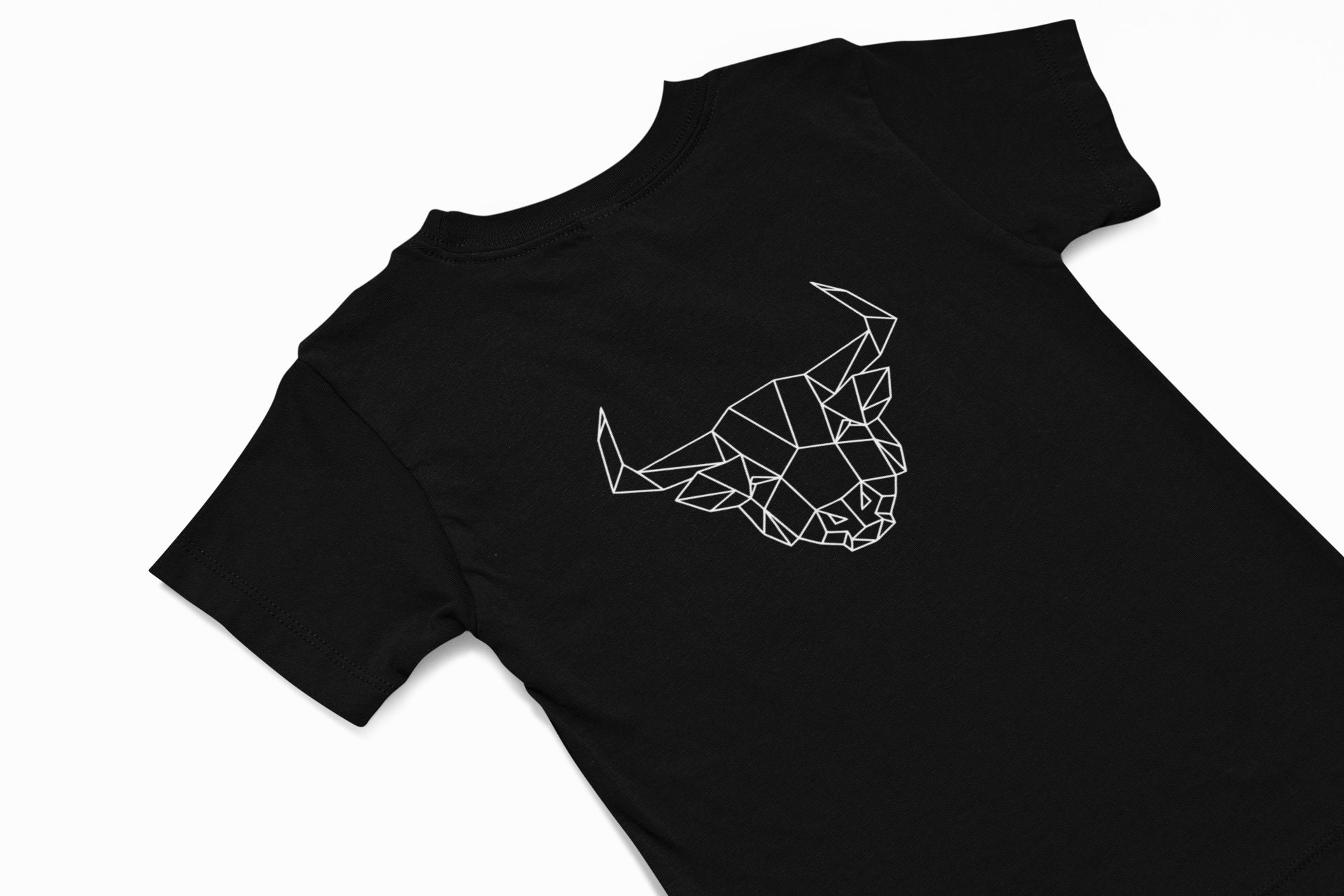 MogPrint Bull Animal with Eye Patch T-Shirt Horned Bull Punk Design Monochrome Bull Art Goth Fashion Tshirt