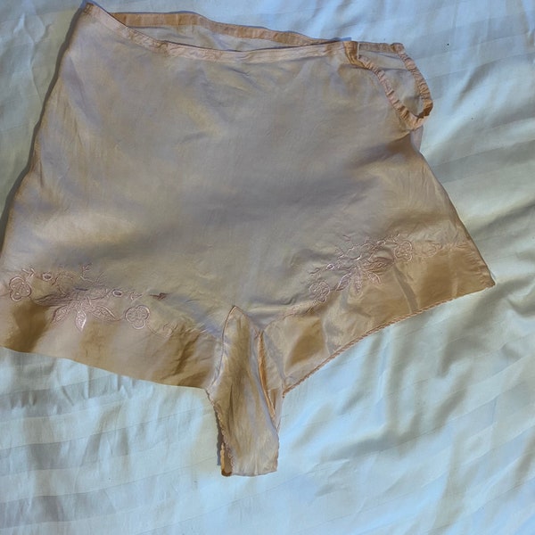 Blush Silk tap pants