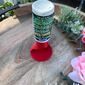 glue holder / gemtac holder / glue buddy / 3d printed / glue stand
