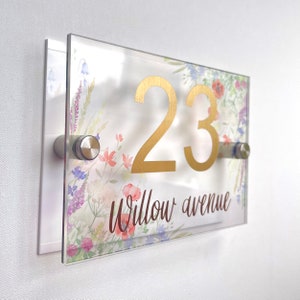 Hausschild Wand Blumen Cottage Türnummer Straßenname Plakette Acryl Dual Layer Pretty