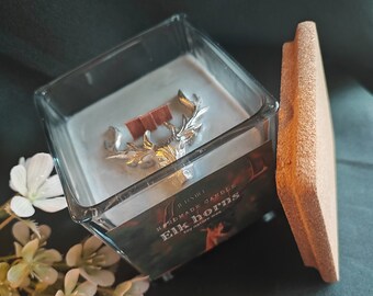 Rustic Soy Wax Hunter Candle with Stag Pins, Handmade Deer-Themed Aroma Candle, Masculine Scented Home Decor